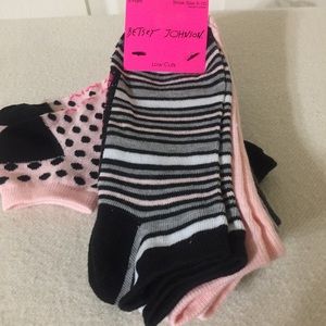 Betsey Johnson low cut socks